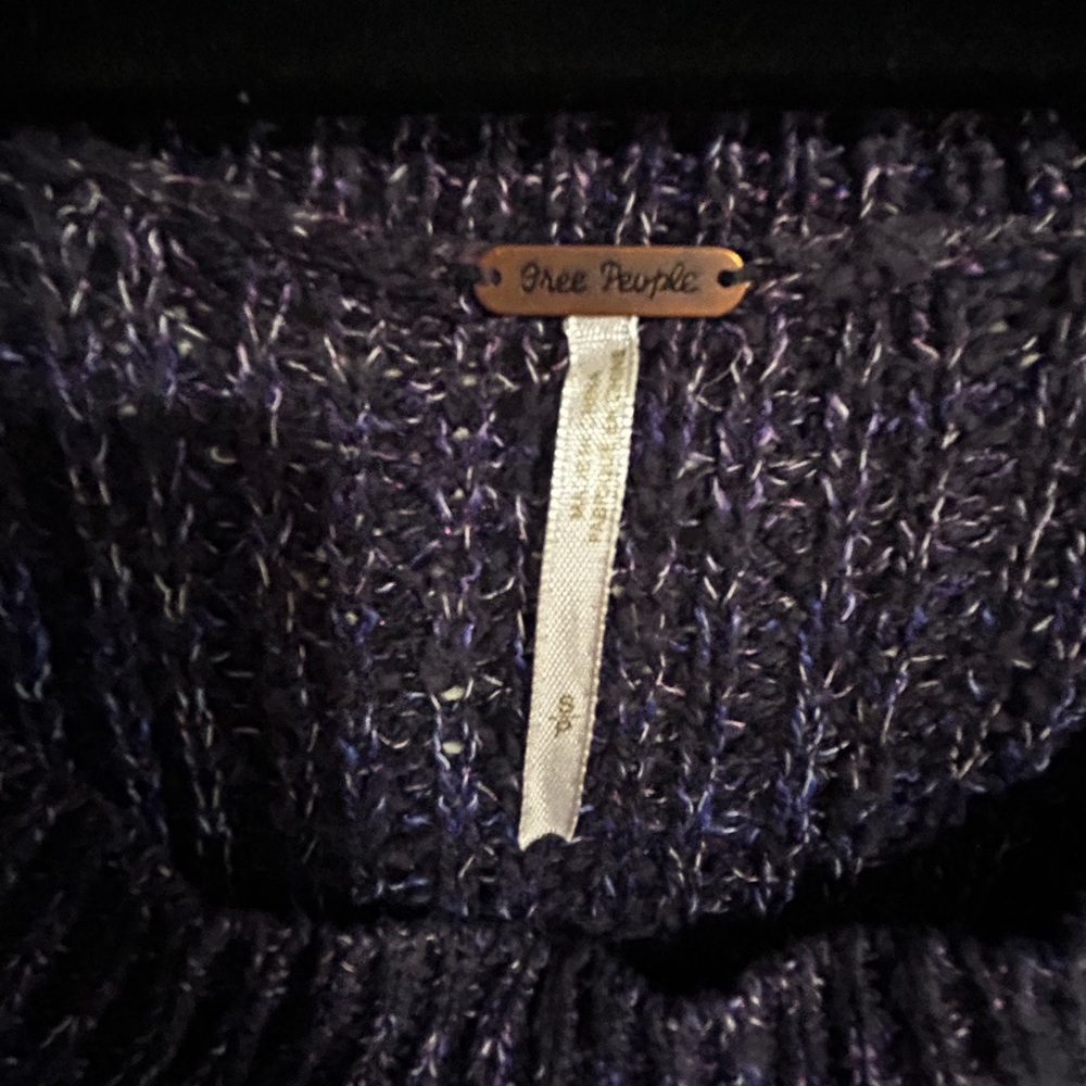 Free People Navy Ribbed Sweater - Picture 4 of 7